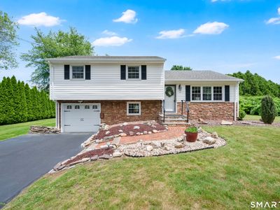 121 Dogwood Lane