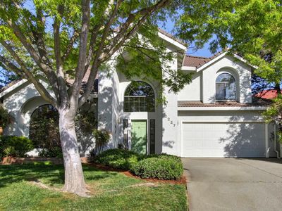 2227 Humboldt Ave