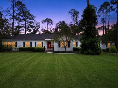 1102 S Dogwood Dr
