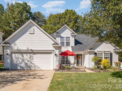Property at 6859 Lakecrest Ct, Denver, NC