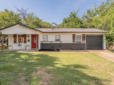 Property at 1904 Friar Tuck Dr, Arlington, TX