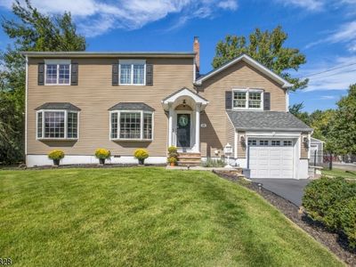 23 Meadow Dr