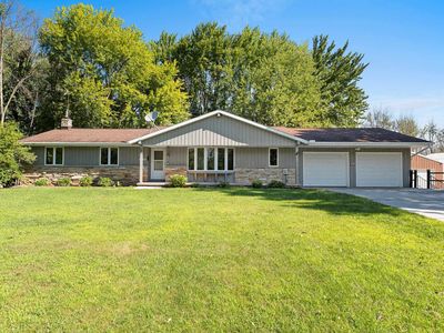 5025 Luxemburg Rd