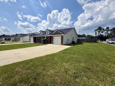 18 Excalibur Dr