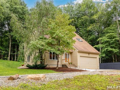 1386 Cedar Swamp Road