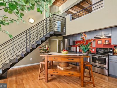 1027 Arch St APT 307