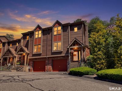 213 West Town Street #C11