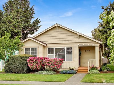 2185 Eastwood Way