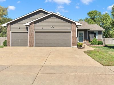 1055 E Splitwood Way Ct