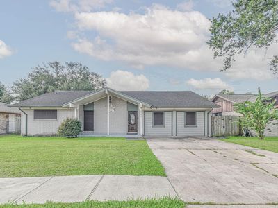 4708 Crepe Myrtle Ln