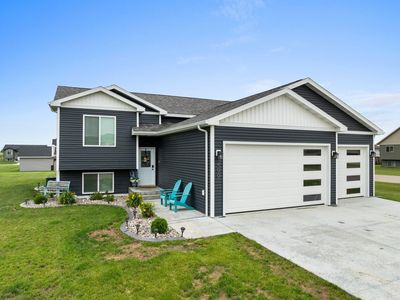 Property at 400 6th Ave SW, Surrey, ND