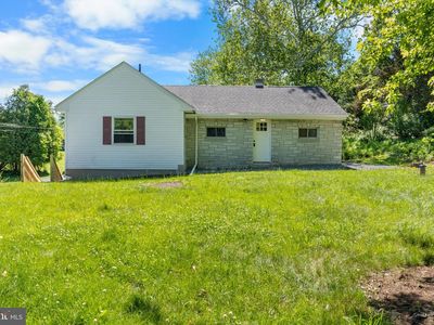 41 Stonetown Rd