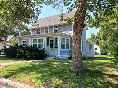 722 E Main St