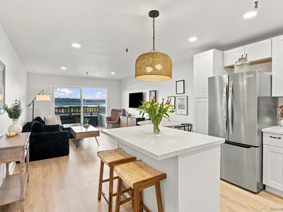 4015 Crown Point Dr Unit 104