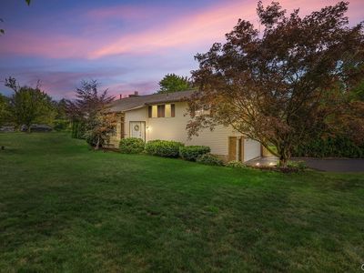 100 Eden Roc Cir