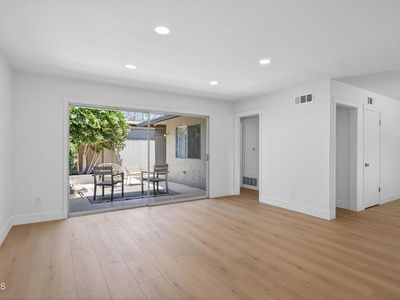 151 W Bay Blvd