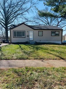 936 Highmont Dr
