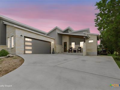 1108 Long Hollow