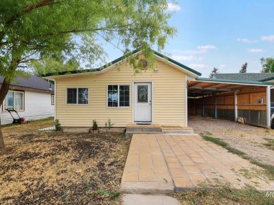 Property at 230 2nd St, Hazelton, ID