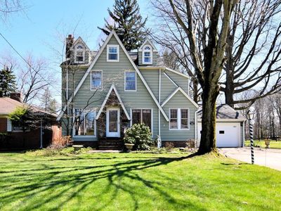 1027 Lander Rd