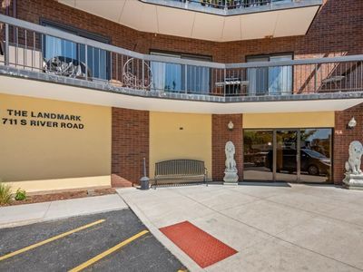 711 S River Rd APT 606