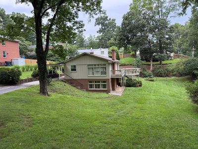 436 Bramble Ln SW