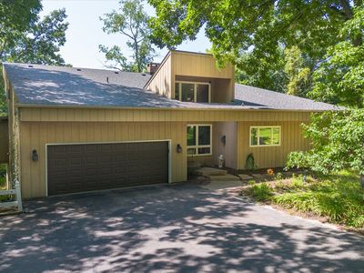 605 Sherwood Gln