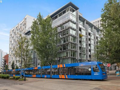 533 NE Holladay St APT 601