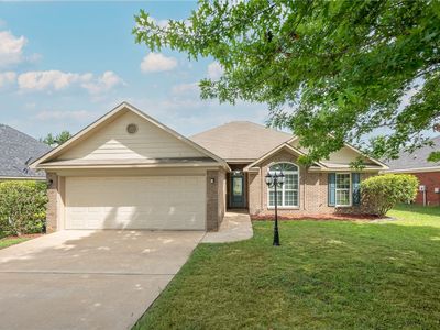 144 Lee Road 2140