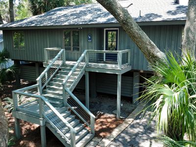 359 Tarpon Blvd