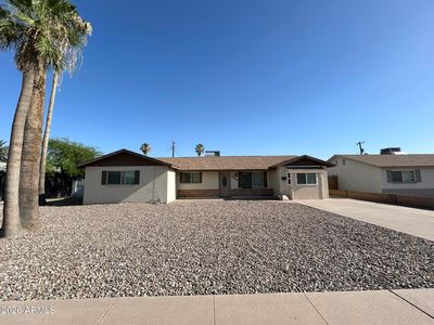 1533 W 7TH Street