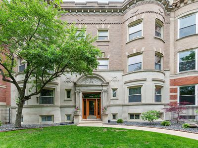 4615 N Beacon St APT 3S
