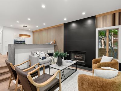 170 Village Blvd #4