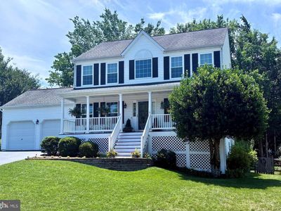4104 Amelia Dr