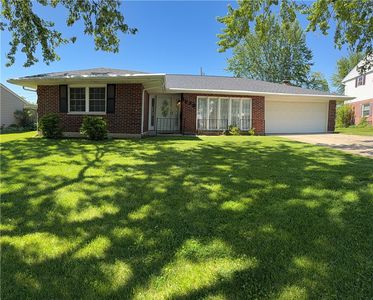 1935 Campus Dr