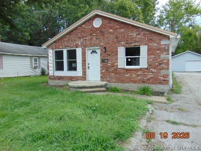 1153 Clay Street