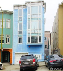 2928-2932 Larkin St