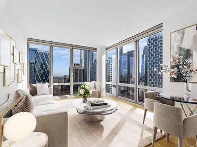 310 W 52nd St APT 36J