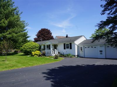 Property at 104 Eldredge Dr, Vestal, NY