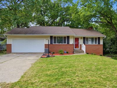 5907 N Tampico Dr