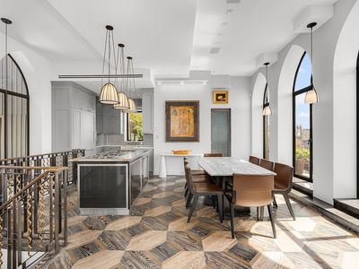 450 E 52nd St #PENTHOUSE