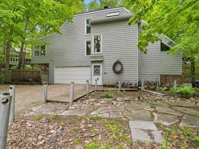 604 Pine Ln