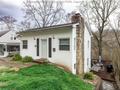 465 Forest Cir