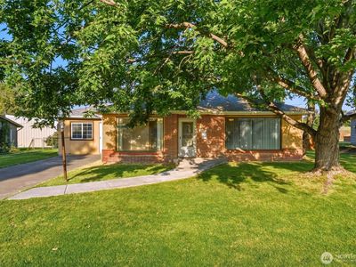 117 NE Cedar Avenue