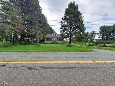 Property at 28 Wolfs Corner Rd, Andover, NJ