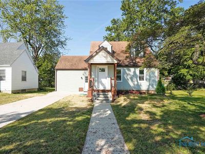 2320 N Main St