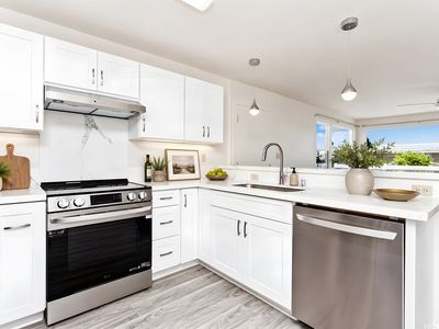 1227 Kaala Ave