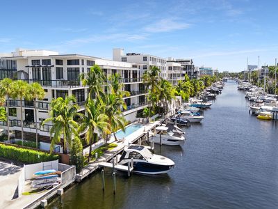 161 ISLE OF VENICE Drive #204