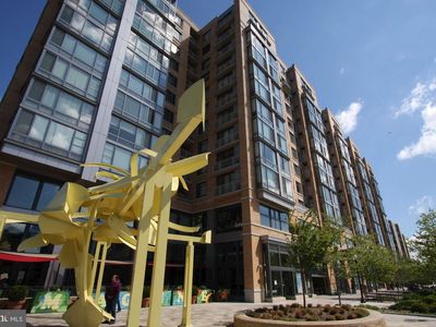 475 K St NW Unit 1105
