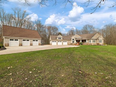 13090 Woodhaven Dr